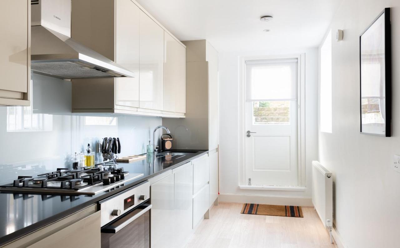 Apartament The Chelsea Arms - Bright 3Bdr With Garden & Private Parking Londyn Zewnętrze zdjęcie